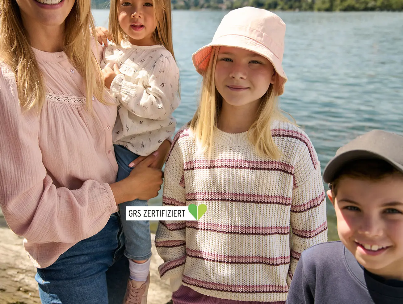 Gestreepte gebreide trui