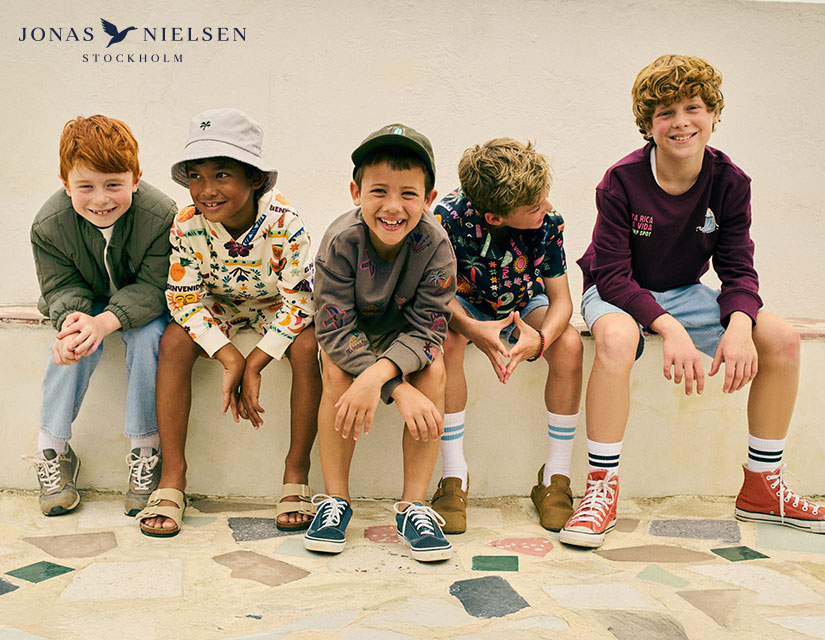 Sommerliche Mode für Jungen