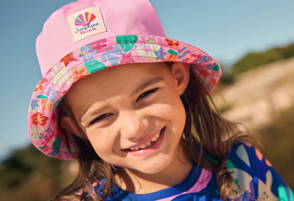 Bunte Mode für Kinder