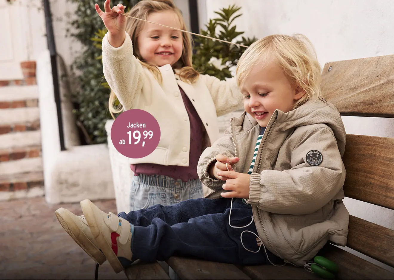 Fröhliche Babymode