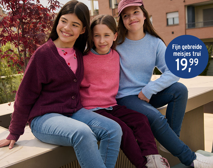 Fijn gebreide trui voor meisjes