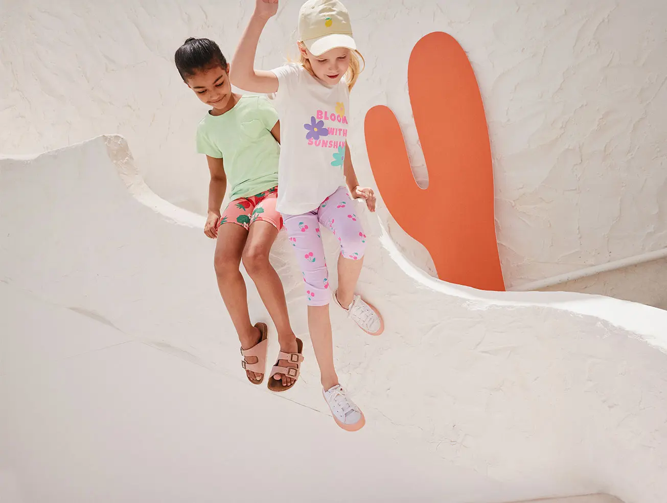 Bunte Mädchen Outfits