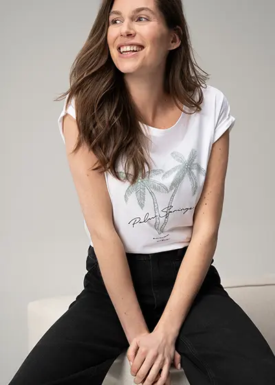 Weißes T-Shirt mit Aufdruck
