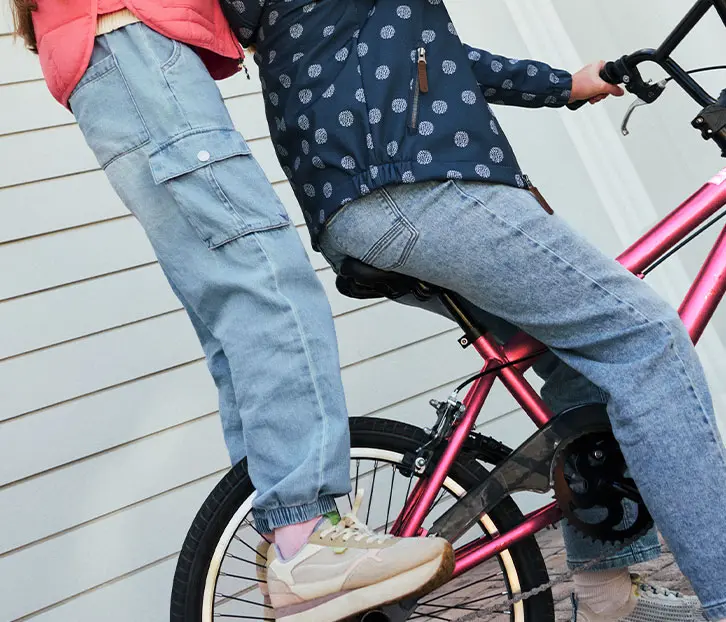 Hosen für Teenie-Mädchen